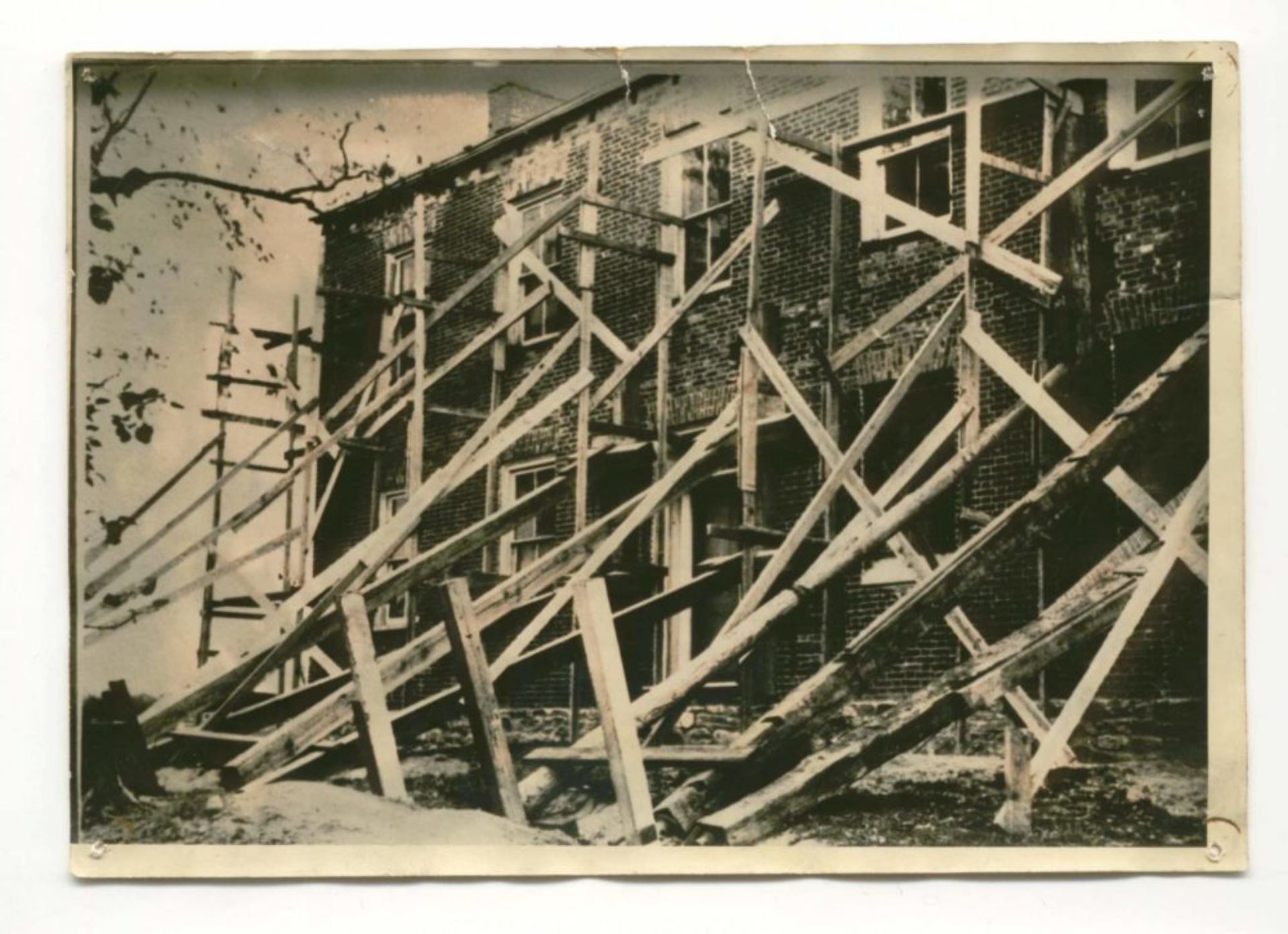 /assets/3053/1930s_conner-house-002-scaled-e1691158090964.jpg