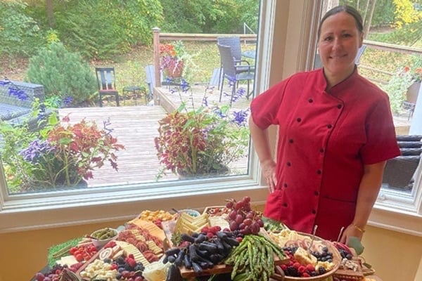 Connecting community at the table through a unique dinner experience 