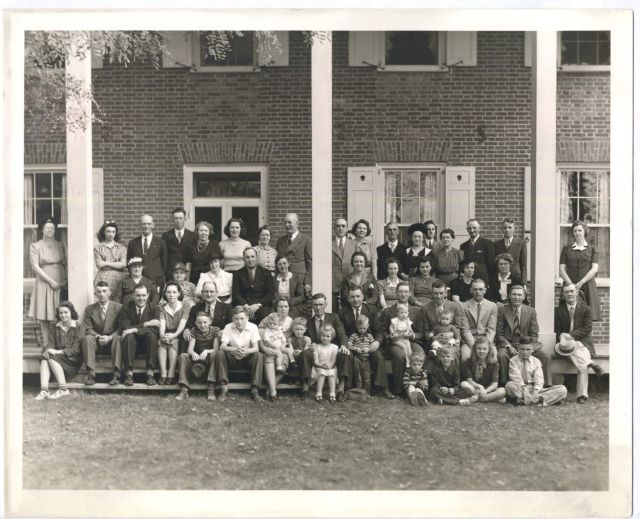 Conner Prairie Farms employees with Eli Lilly in front of the William Conner house—from the CPM Archives.