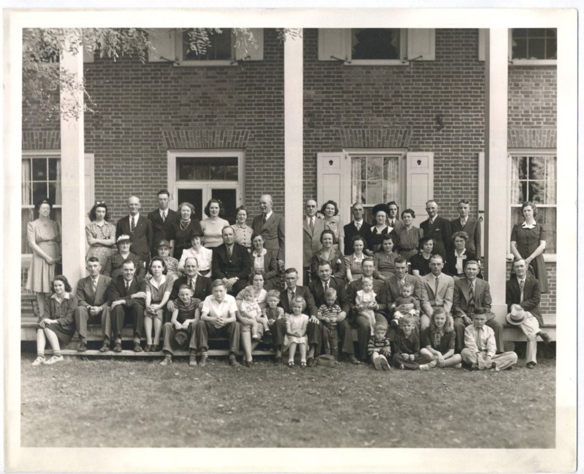 /assets/3053/group-shot-cp-farms-employees-in-front-of-conner-house-lilly-included-e1691158056716.jpg