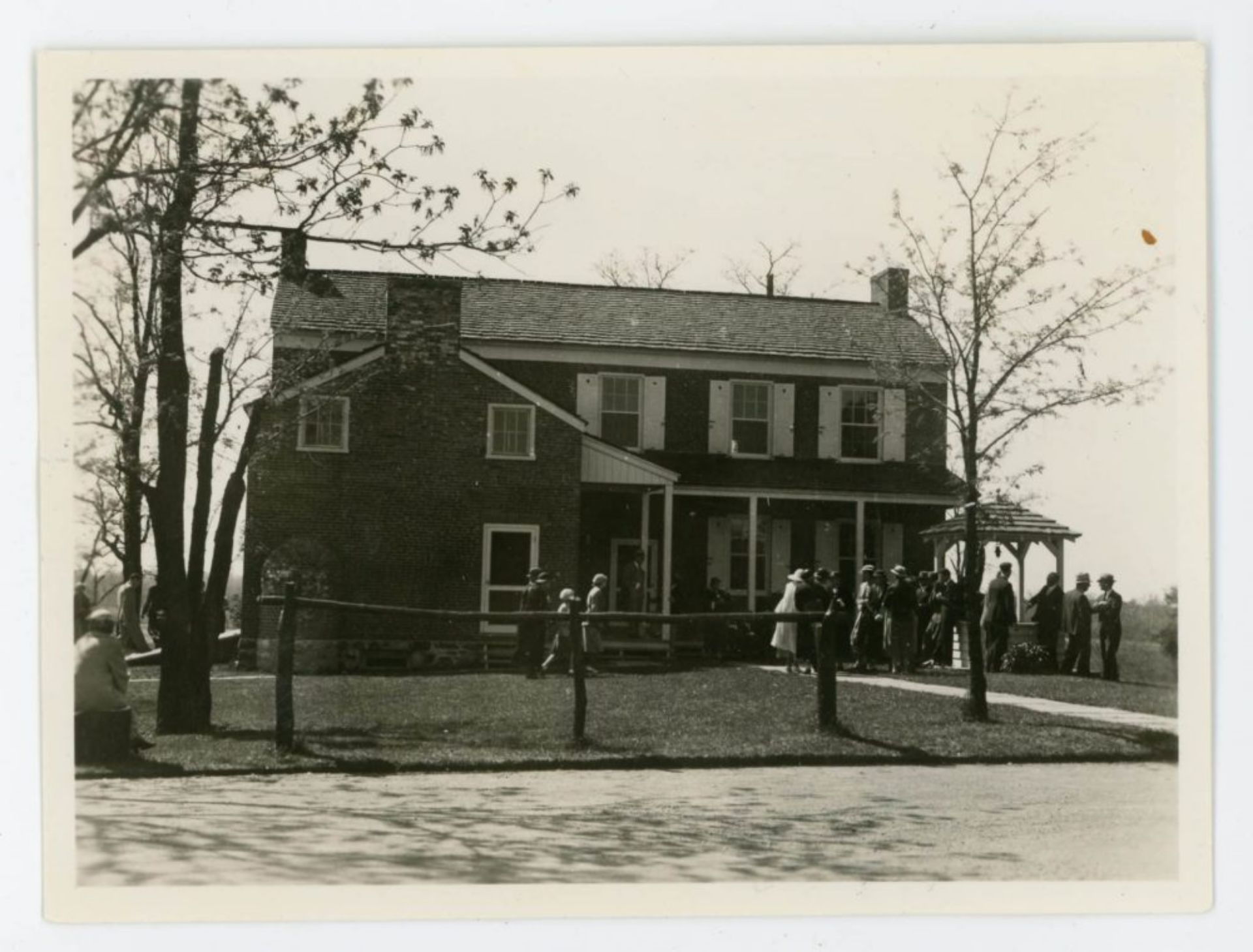 /assets/3053/post1930srenovation_conner-house-tour-scaled-e1691158079496.jpg