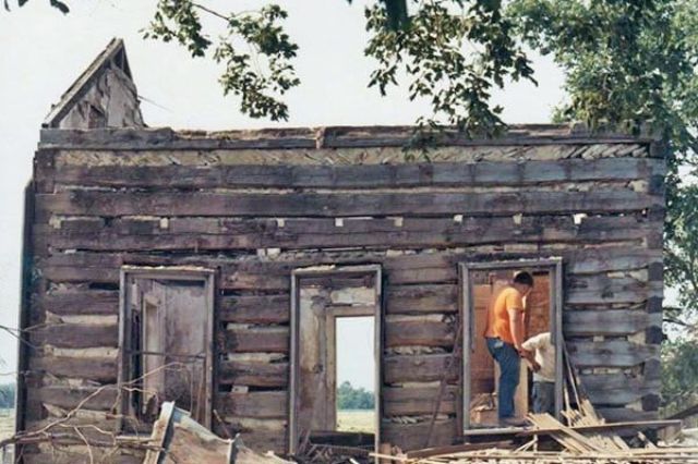 Photo of Resistance Cabin work