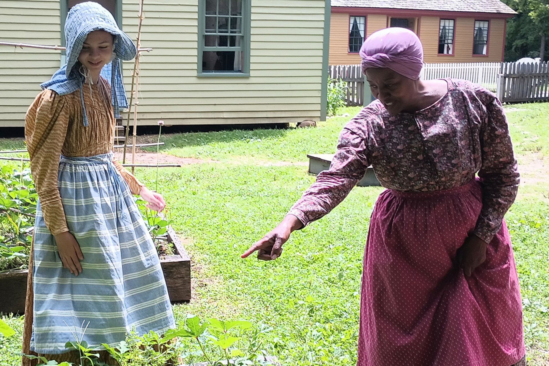 https://assets.speakcdn.com/assets/3053/scarlett_thacker_first_day_at_turner_with_donnice_robinson.jpg